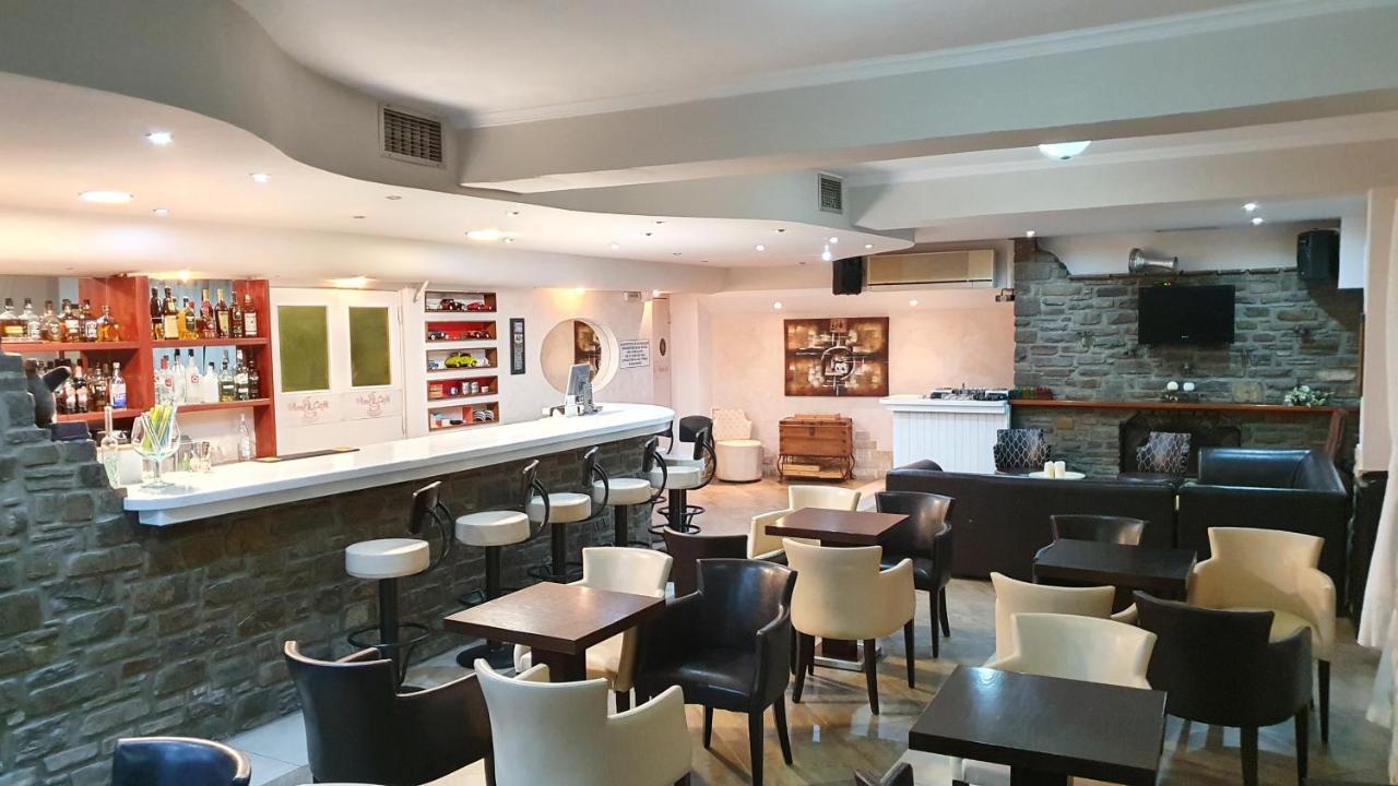 Nikolas Hotel Párosz Kültér fotó