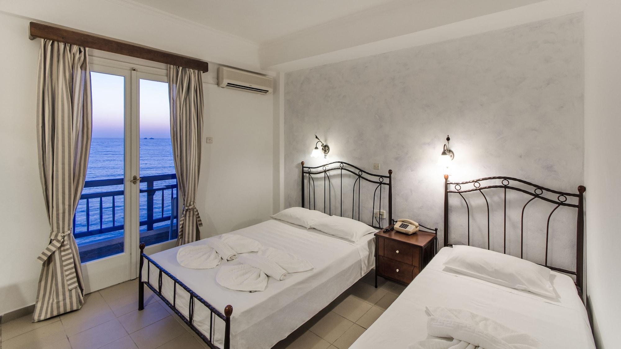 Nikolas Hotel Párosz Kültér fotó